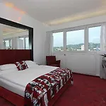 Hotel Arcotel Nike 4*