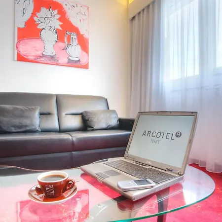 Ξενοδοχείο Arcotel Nike 4*