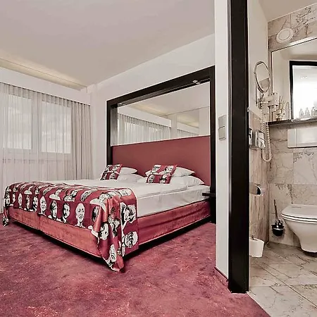 Arcotel Nike Hotel 4*