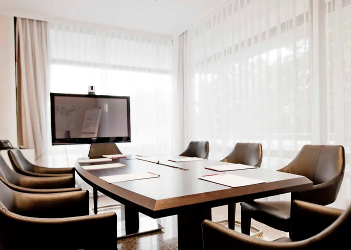 Hotell Arcotel Nike 4*