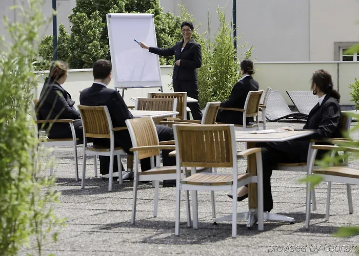 Hotell Arcotel Nike 4*